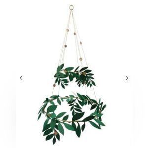 New in box Meri Meri-Festive Foliage Chandelier